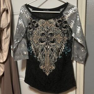 Angels & Diamonds Gray and Black Graphic Blouse with 3/4 Sleeves